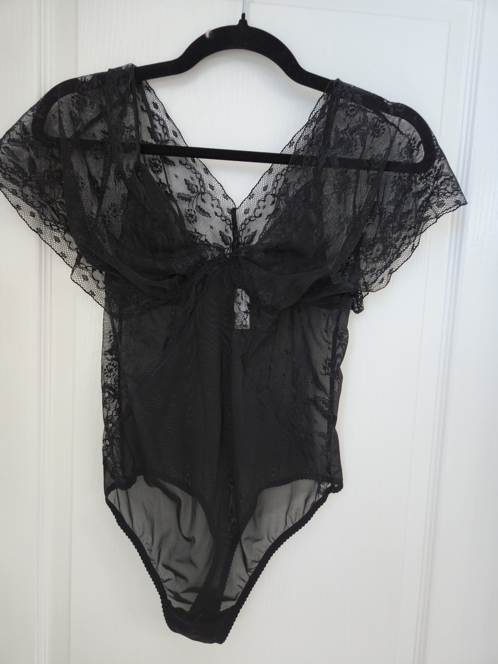 Wacoal Lifted in Luxury Black Lace Bodysuit Size M NWOT 836333